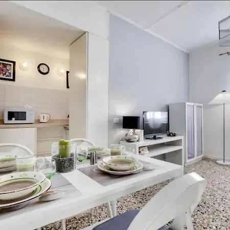 Holidays In Apartment